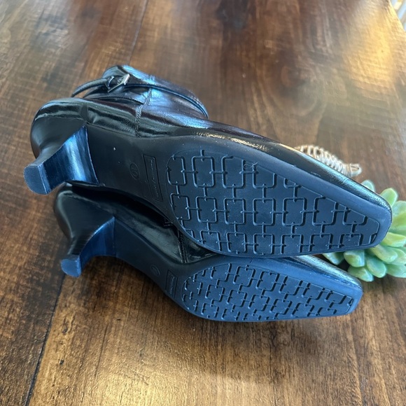 Etienne Aigner | Black Faux Leather Kitten Heel Ankle Boot, Size 10 - Picture 6 of 11